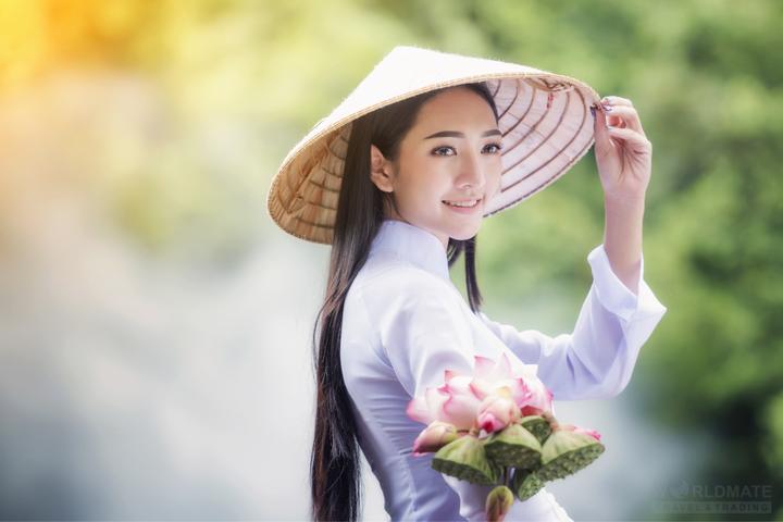 Bán Bảo Hiểm Thông Minh: Thu Hút Khách Hàng Qua Video Tư Vấn Trên Hotspot Matrix