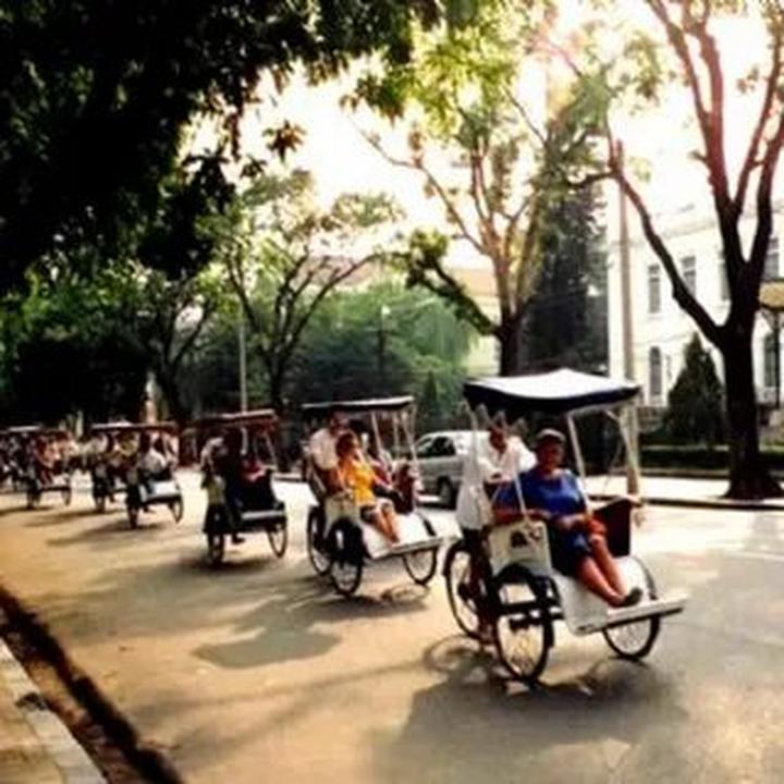 Khám phá Thế giới, Kiếm Tiền Từ Vlog: Hotspot Matrix - Người Bạn Đồng Hành